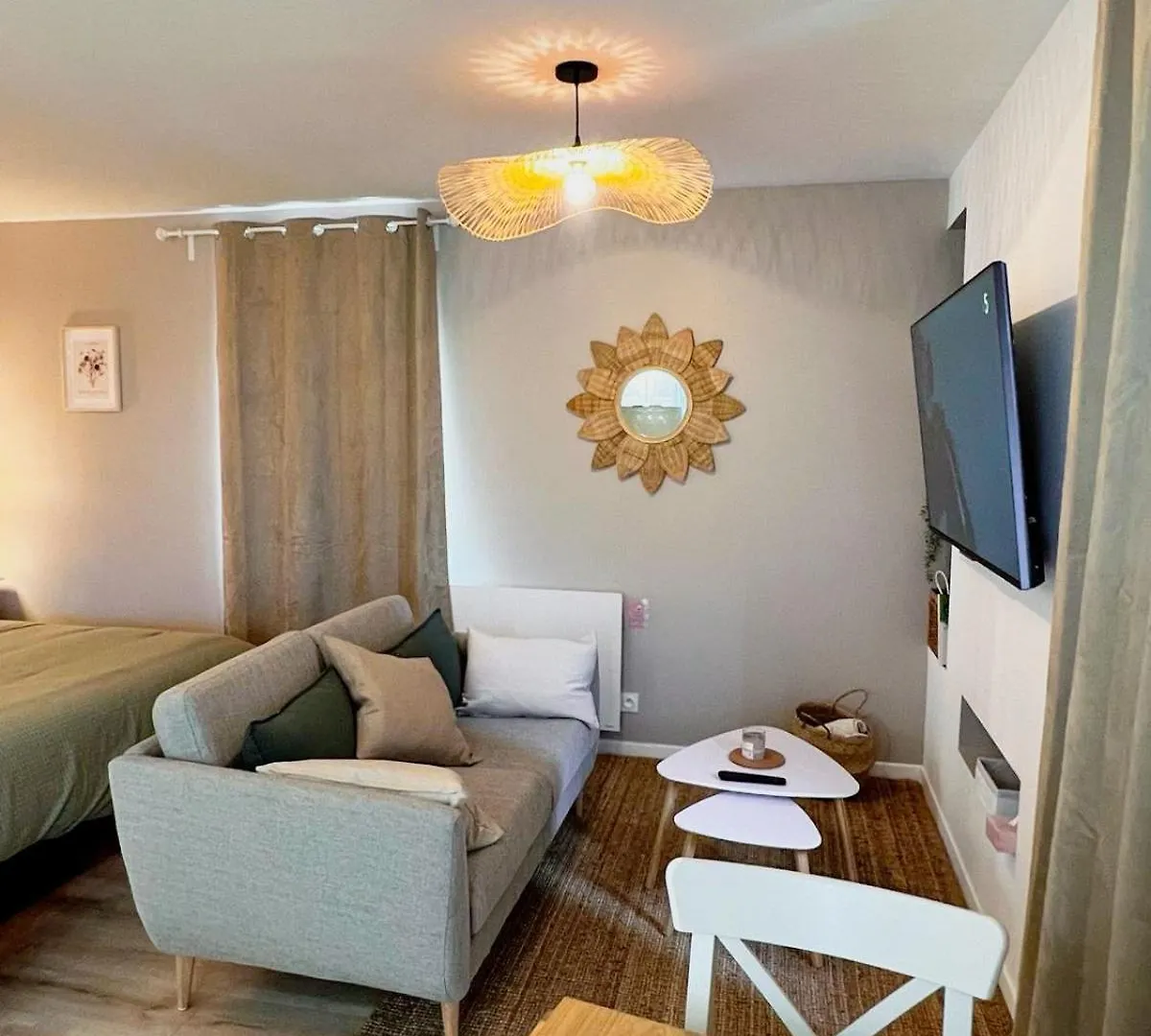 Cocon Cosy Au Centre Du Village Civrieux-dʼAzergues