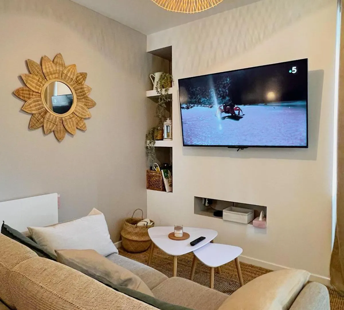 Apartment Cocon Cosy Au Centre Du Village Civrieux-dʼAzergues